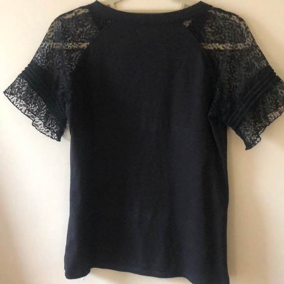 T-shirt with lace sleeves - Picture 4 of 4